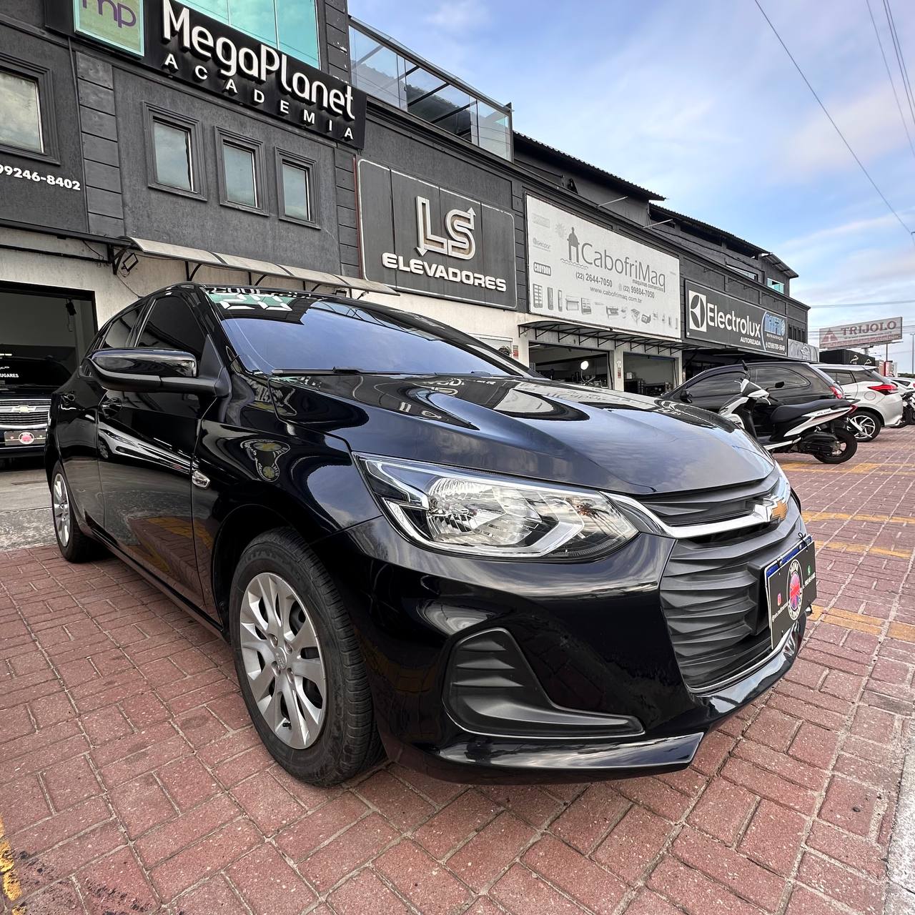 Onix Lt 1.0 12v 2020