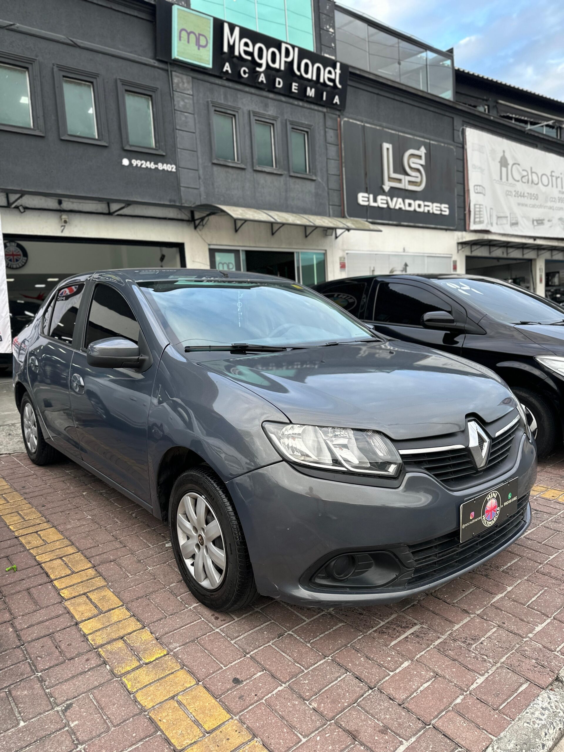 Renault Logan 1.6 2014  Completo